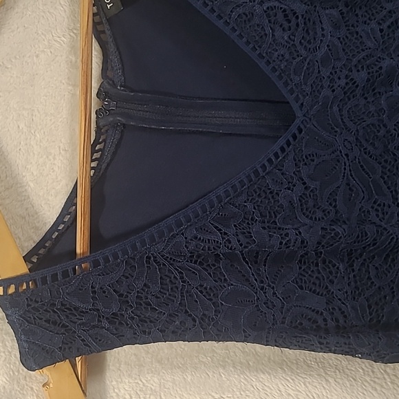 #68 Torrid Navy Lace Womens Cocktail Dress worn once size 12 - Picture 4 of 8